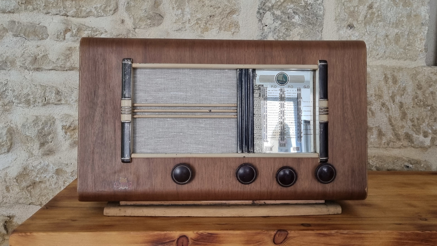 IXO Radio